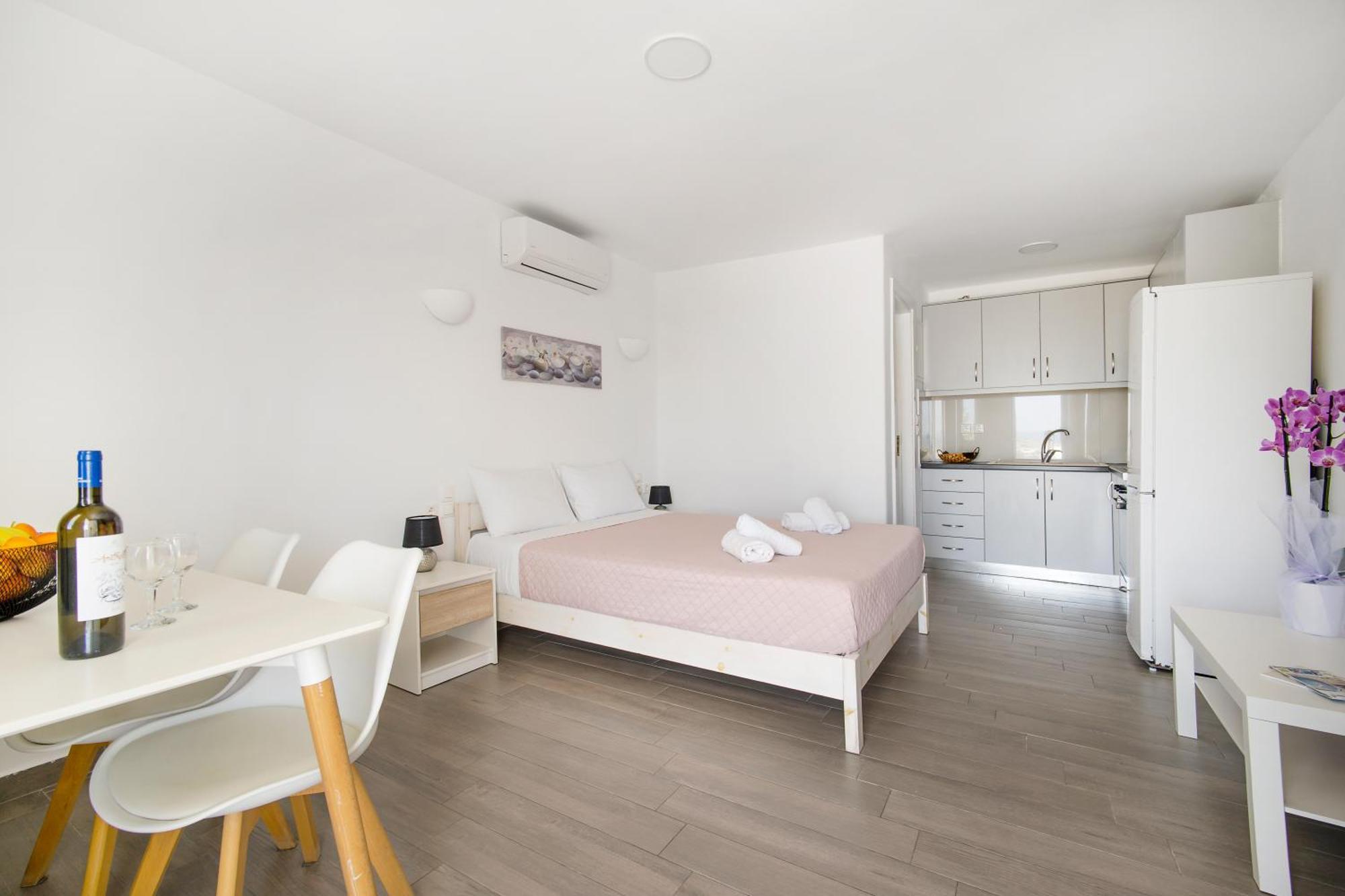 Oniropetra Apartments Mykonos Plintri Habitación foto